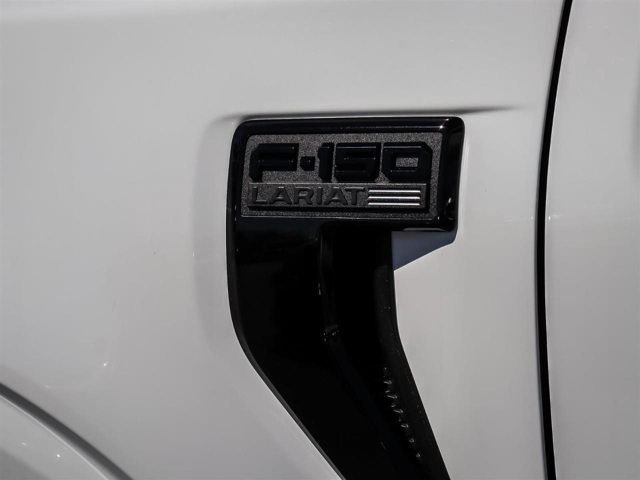 2022 Ford F-150 Lariat Roof | B&O Sound System | Black Package | Photo