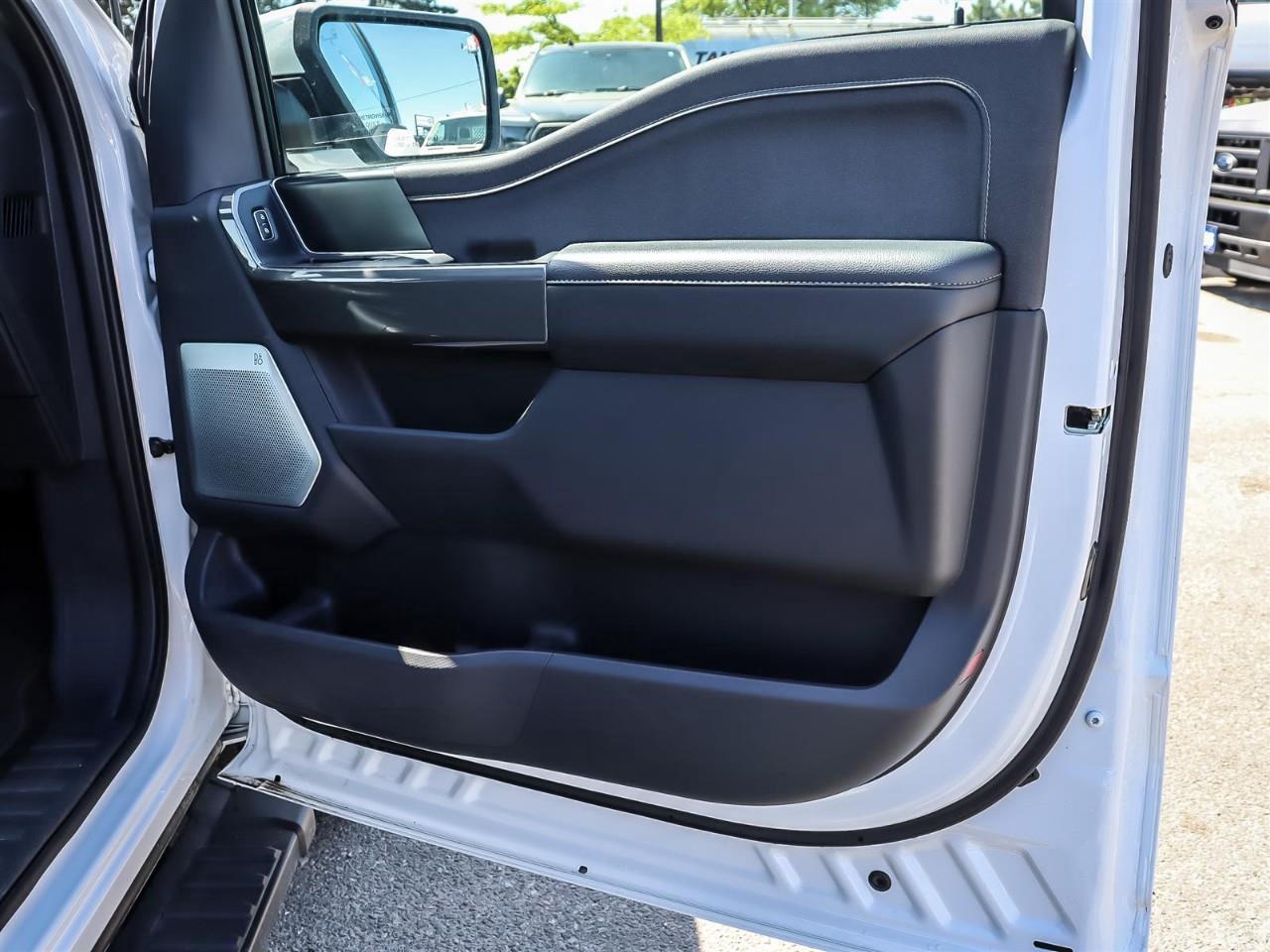 2022 Ford F-150 Lariat Roof | B&O Sound System | Black Package | Photo