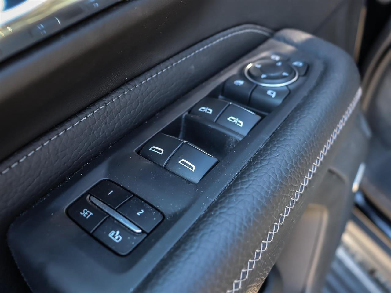 2023 GMC Yukon Denali Head Up Display | Sun Roof | 22 Tires | Third Row Power | Photo
