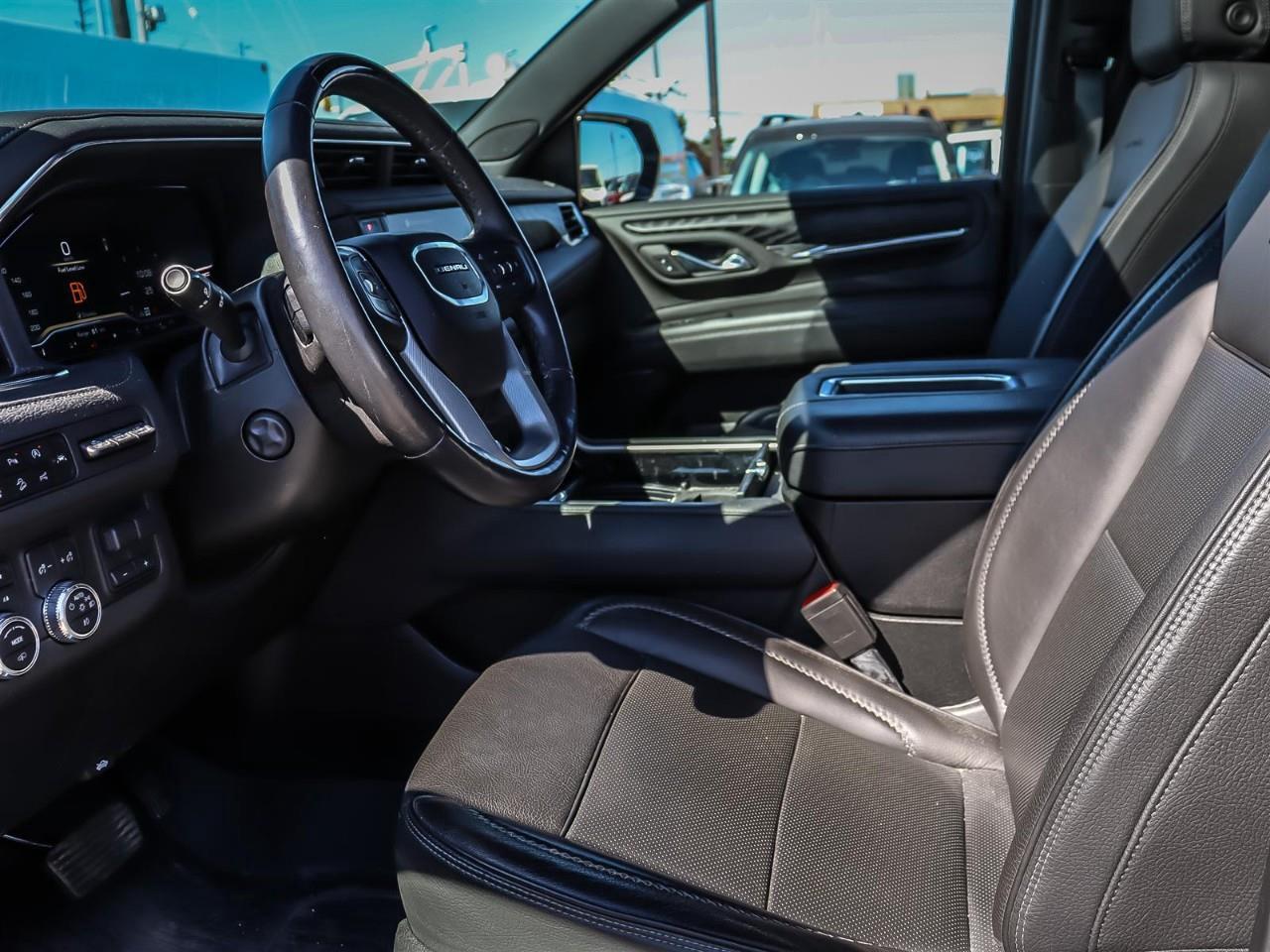 2023 GMC Yukon Denali Head Up Display | Sun Roof | 22 Tires | Third Row Power | Photo