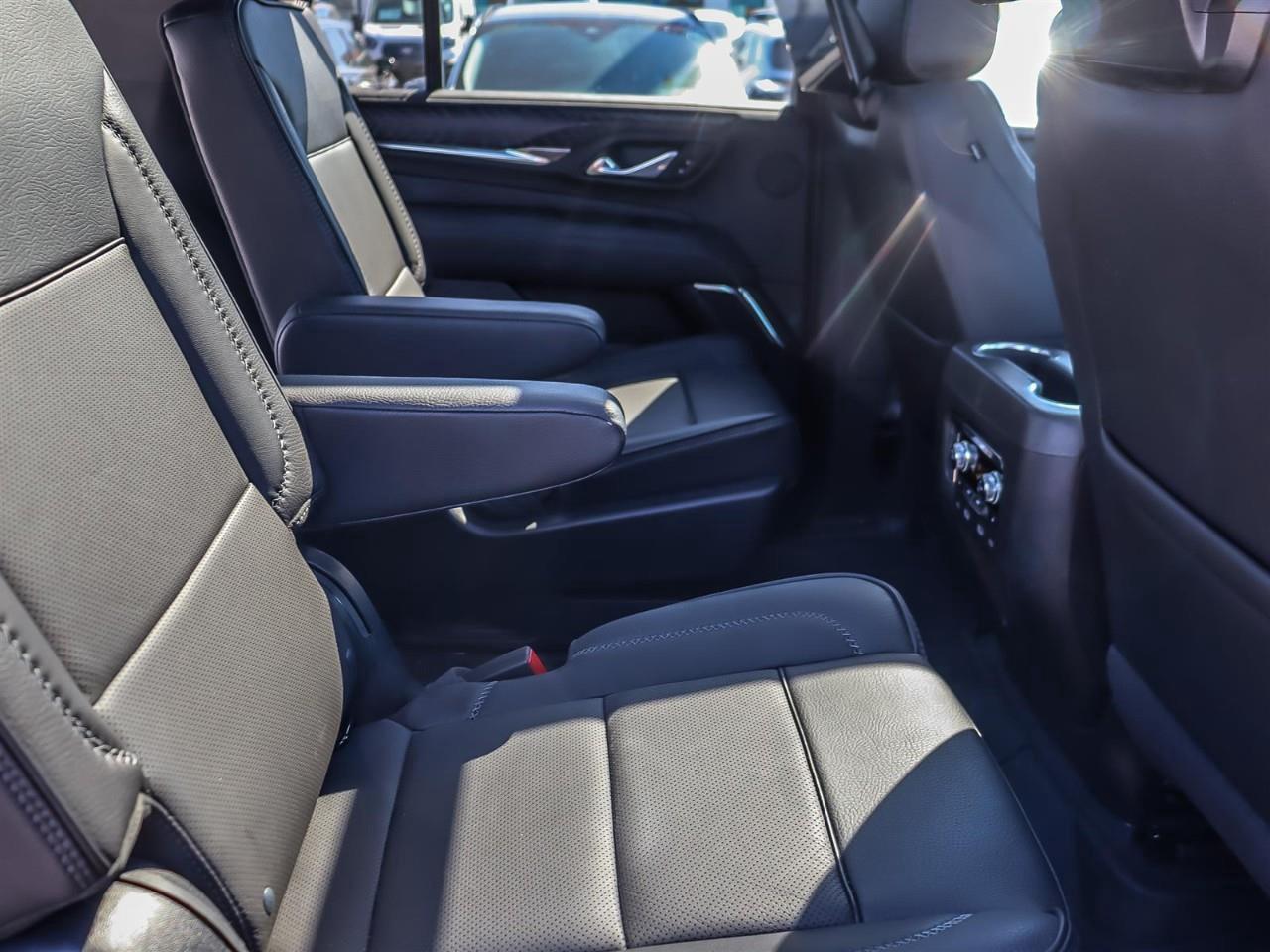 2023 GMC Yukon Denali Head Up Display | Sun Roof | 22 Tires | Third Row Power | Photo