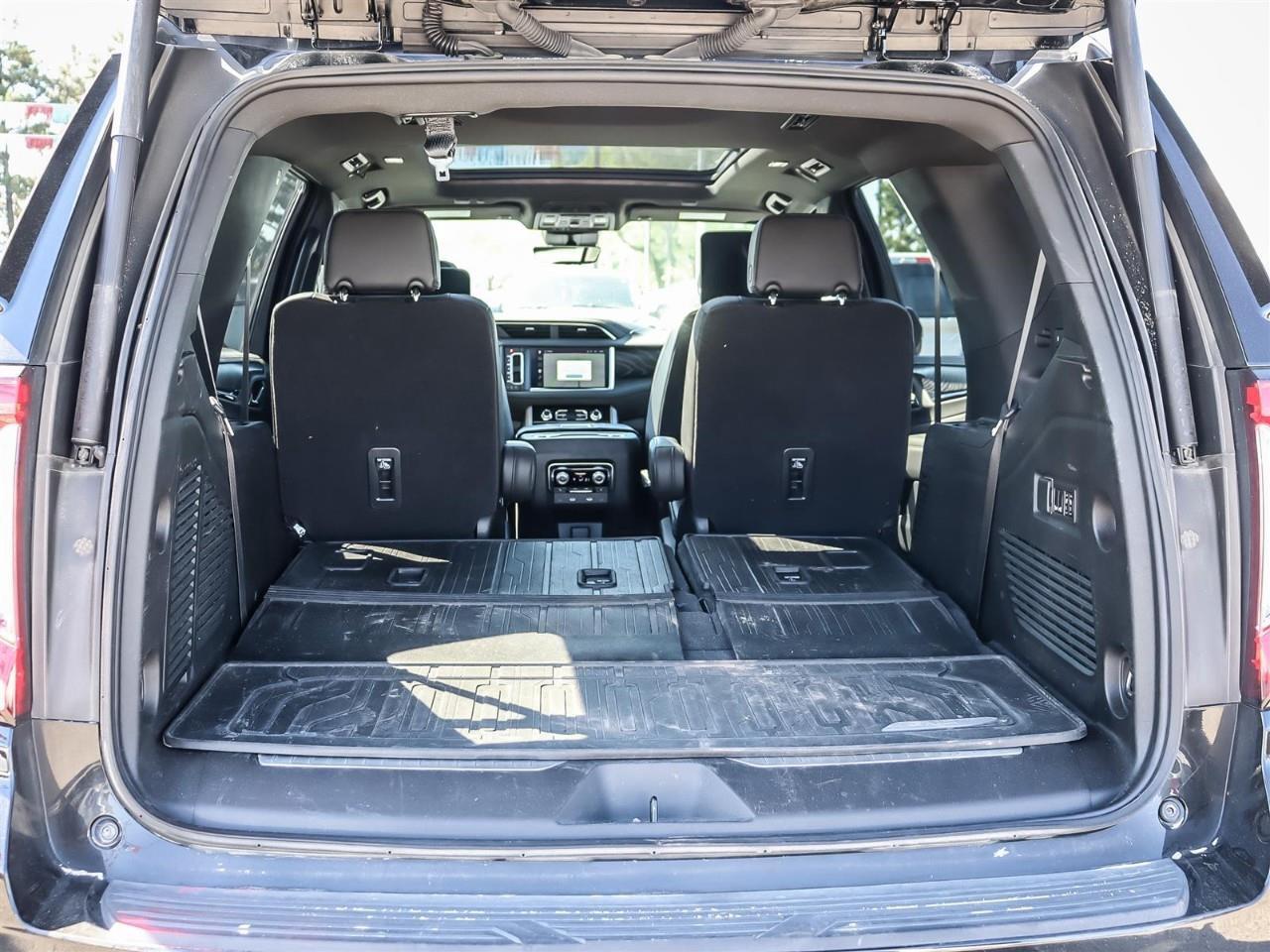 2023 GMC Yukon Denali Head Up Display | Sun Roof | 22 Tires | Third Row Power | Photo
