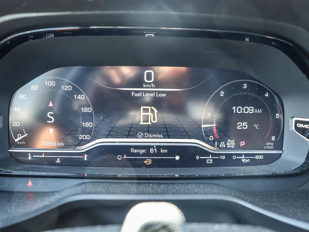 2023 GMC Yukon Denali Head Up Display | Sun Roof | 22 Tires | Third Row Power | Photo