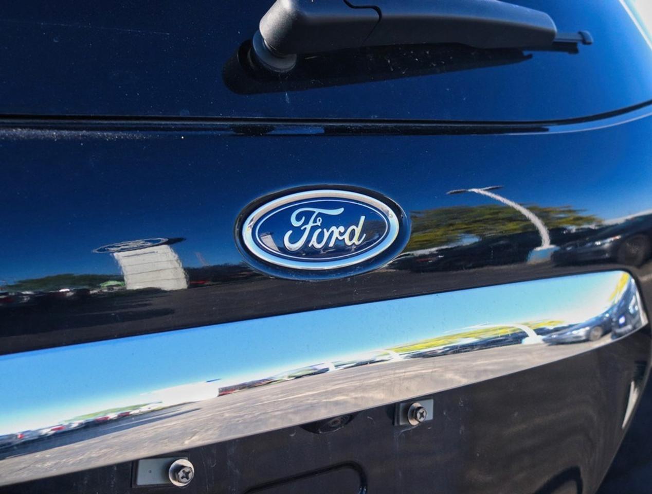 2019 Ford EcoSport Titanium | 4WD | NAV | ROOF | LEATHER | B&O Photo