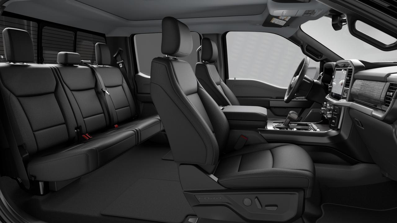 2026 Ford F-150 XLT Photo5