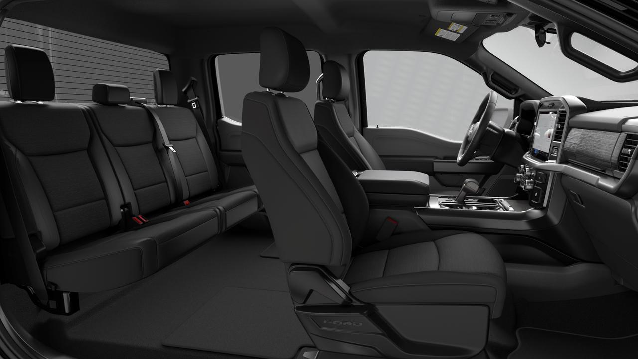 2026 Ford F-150 XLT Photo5