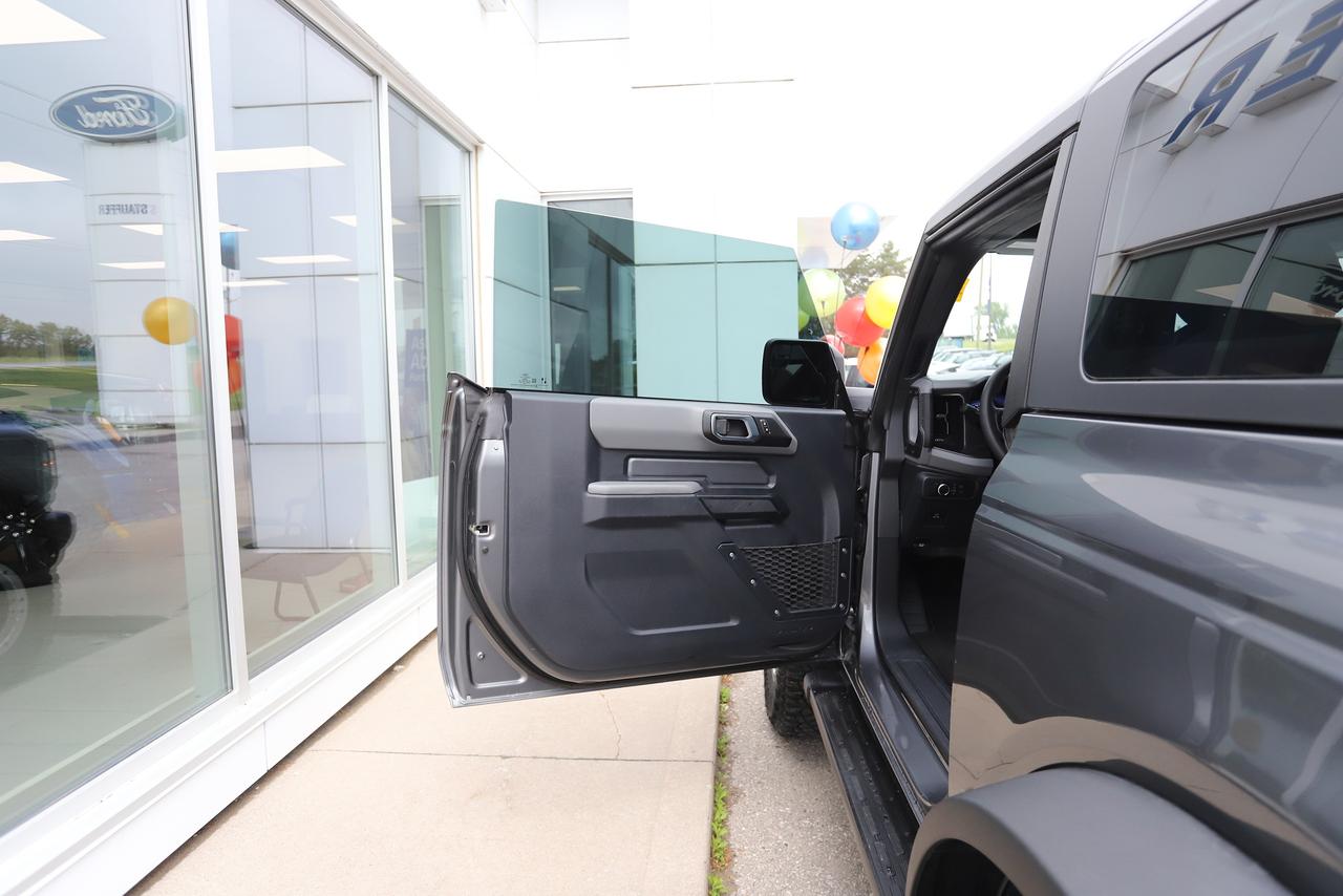 2022 Ford Bronco BIG BEND 2 Door Advanced 4x4 Photo