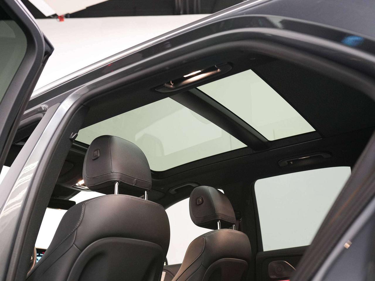 2022 Mercedes-Benz GLE350 350 | AMG PKG | PREMIUM & SPORT PKG | PANO | 20 IN Photo