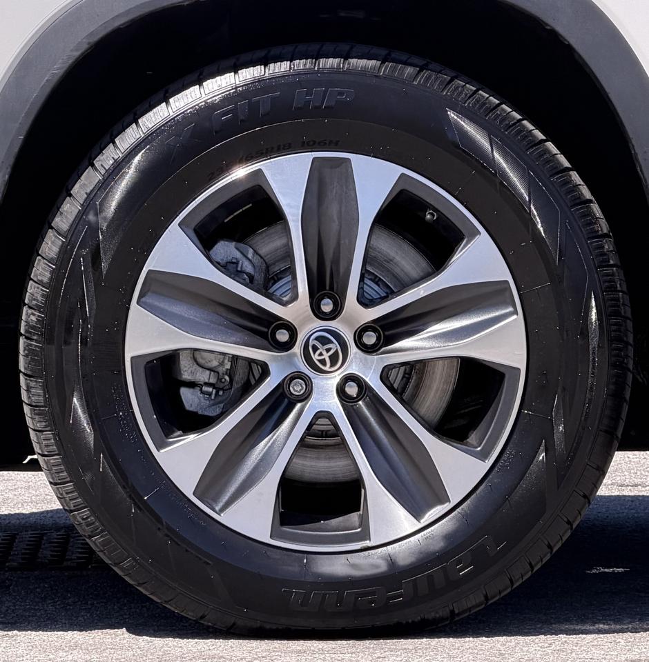 2021 Toyota Highlander HYBRID xle awd Photo
