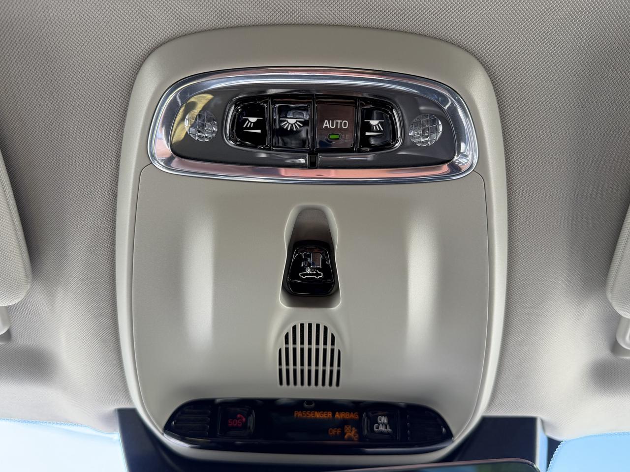 2018 Volvo XC90 T6 AWD Inscription Photo