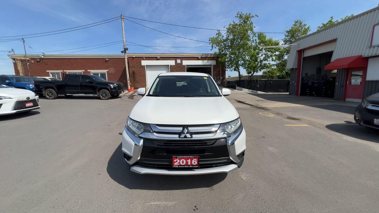 2016 Mitsubishi Outlander AWD | HTD SEATS | BLUETOOTH | A/C | CD PLAYER Photo2