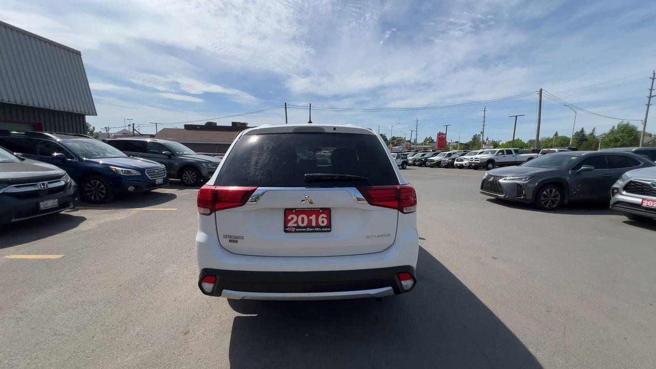 2016 Mitsubishi Outlander AWD | HTD SEATS | BLUETOOTH | A/C | CD PLAYER Photo