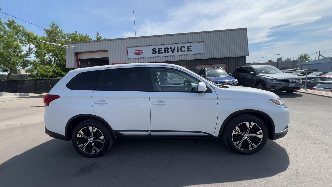 2016 Mitsubishi Outlander AWD | HTD SEATS | BLUETOOTH | A/C | CD PLAYER Photo