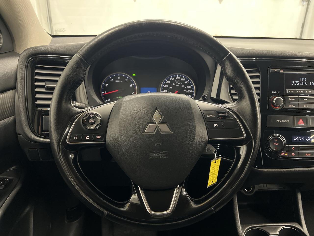 2016 Mitsubishi Outlander AWD | HTD SEATS | BLUETOOTH | A/C | CD PLAYER Photo