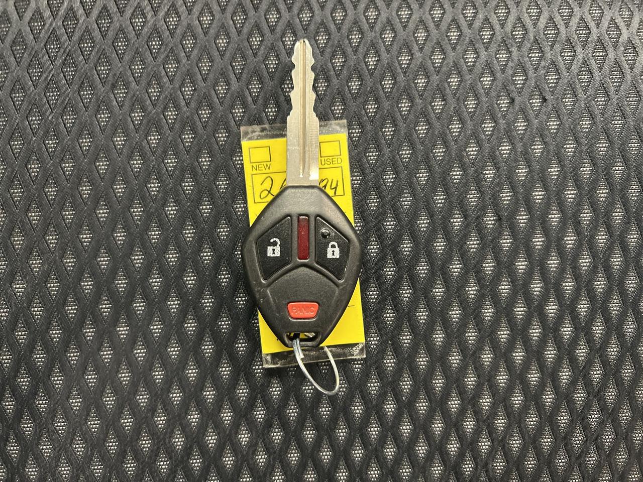 2016 Mitsubishi Outlander AWD | HTD SEATS | BLUETOOTH | A/C | CD PLAYER Photo