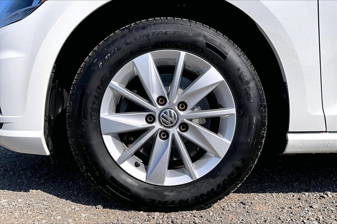2019 Volkswagen Golf Comfortline Hatchback | Heated Seats | FWD Photo