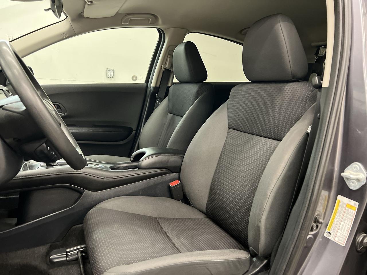 2022 Honda HR-V AWD | HTD SEATS | CARPLAY | ALLOYS | ADAPT. CRUISE Photo