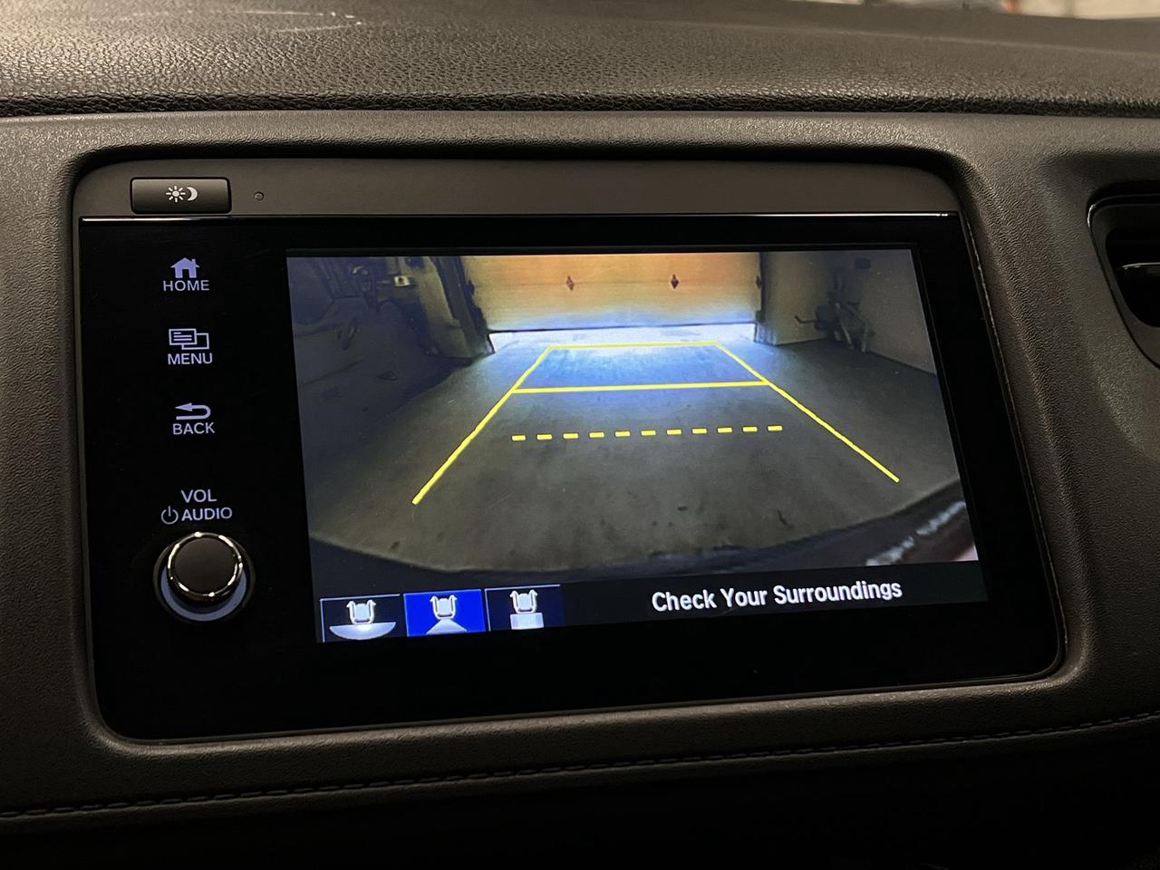 2022 Honda HR-V AWD | HTD SEATS | CARPLAY | ALLOYS | ADAPT. CRUISE Photo