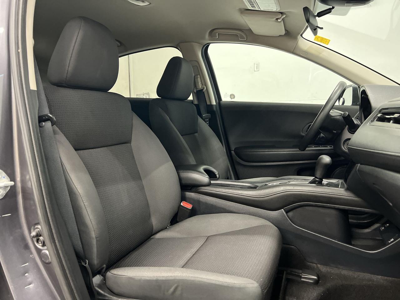 2022 Honda HR-V AWD | HTD SEATS | CARPLAY | ALLOYS | ADAPT. CRUISE Photo