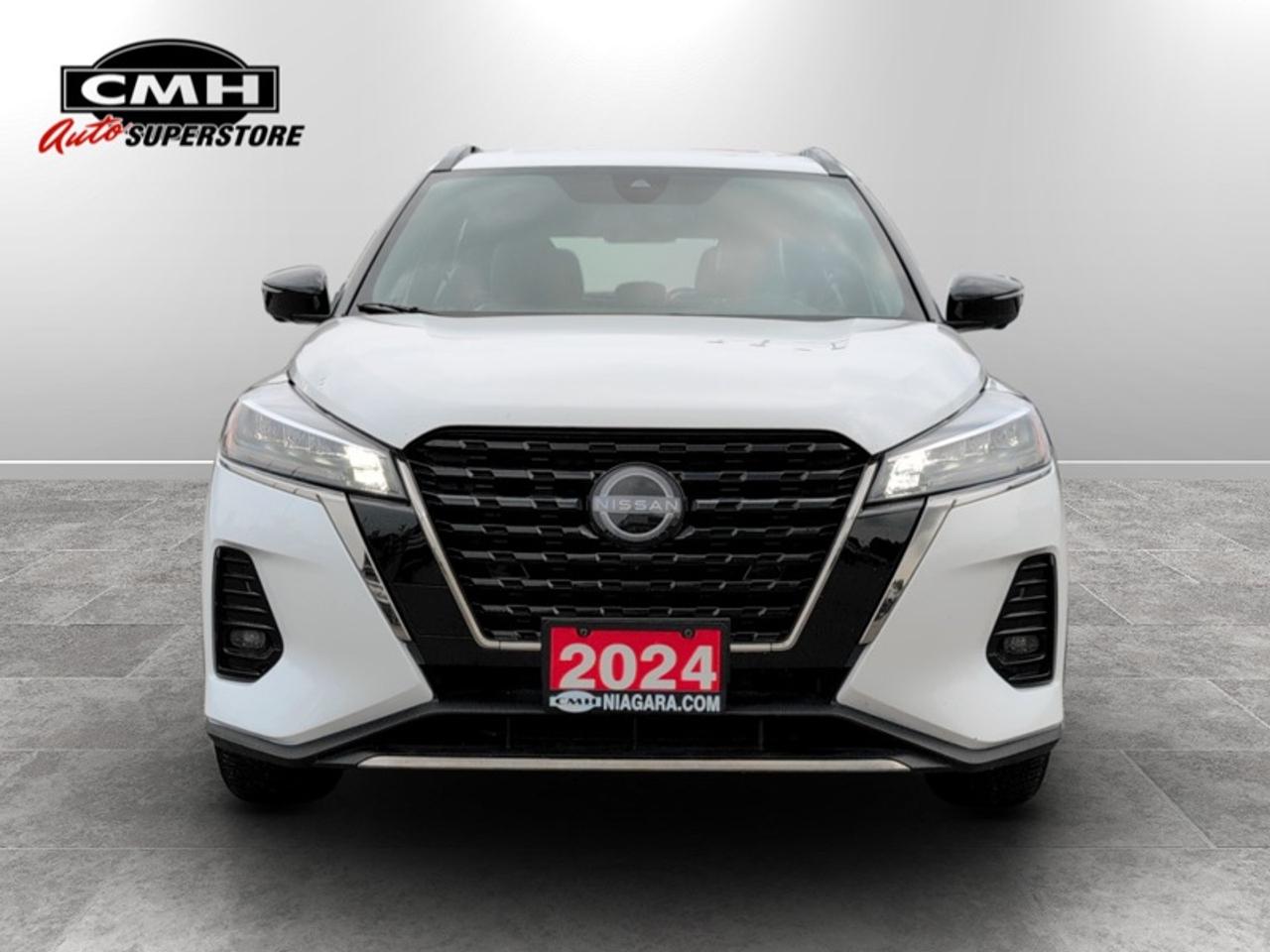 2024 Nissan Kicks SR w/Premium Pkg  **CLEAN CARFAX** Photo