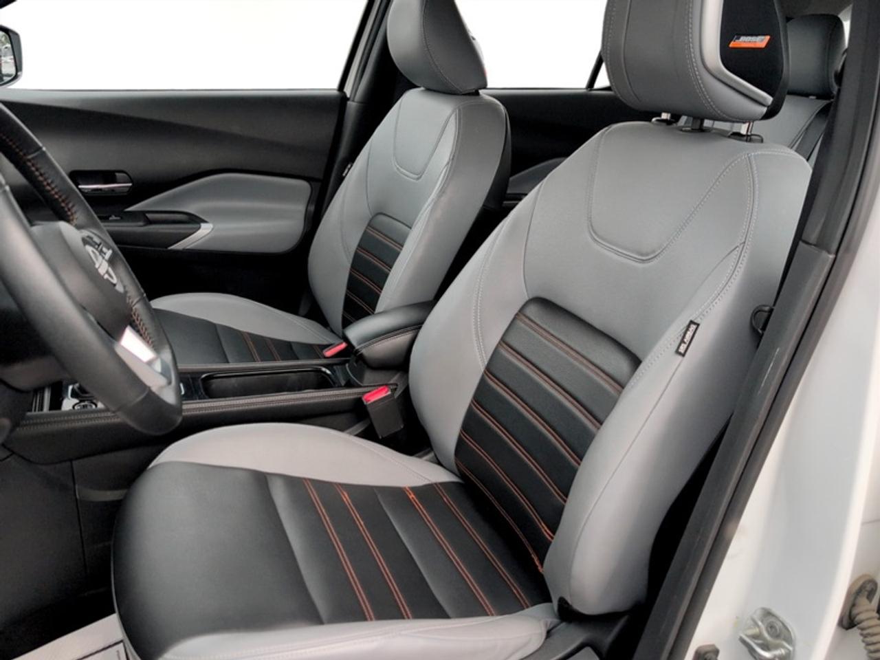 2024 Nissan Kicks SR w/Premium Pkg  **CLEAN CARFAX** Photo