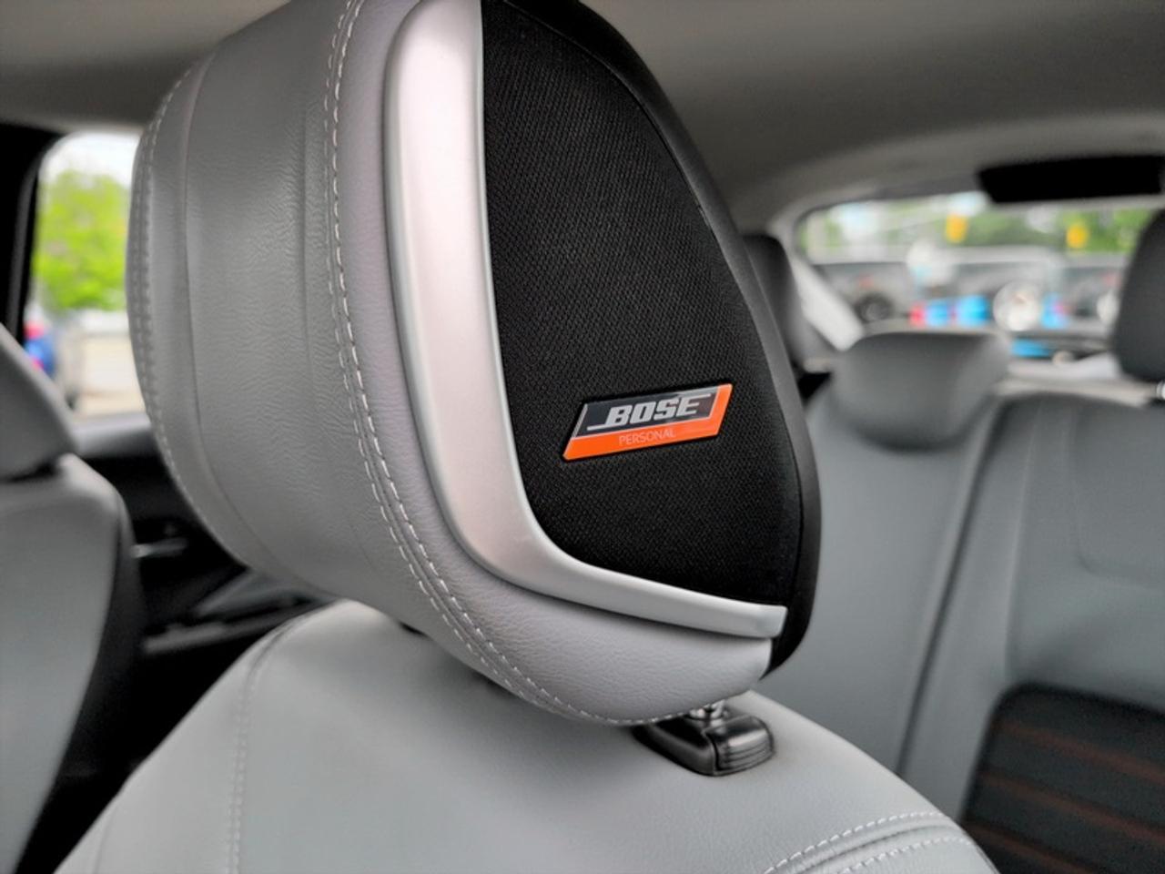 2024 Nissan Kicks SR w/Premium Pkg  **CLEAN CARFAX** Photo