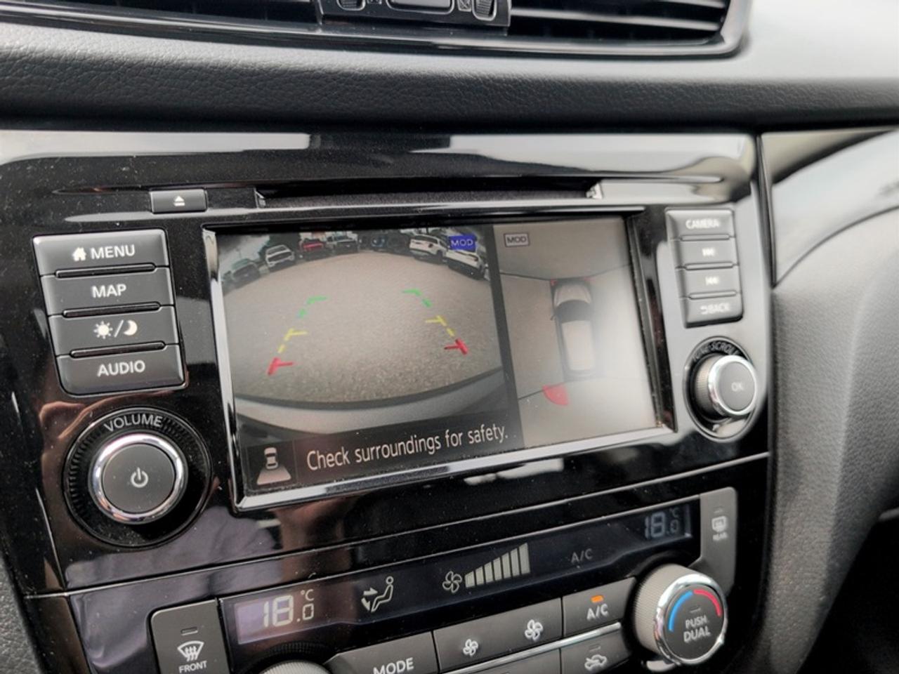 2023 Nissan Qashqai SL AWD  **CLEAN CARFAX** Photo