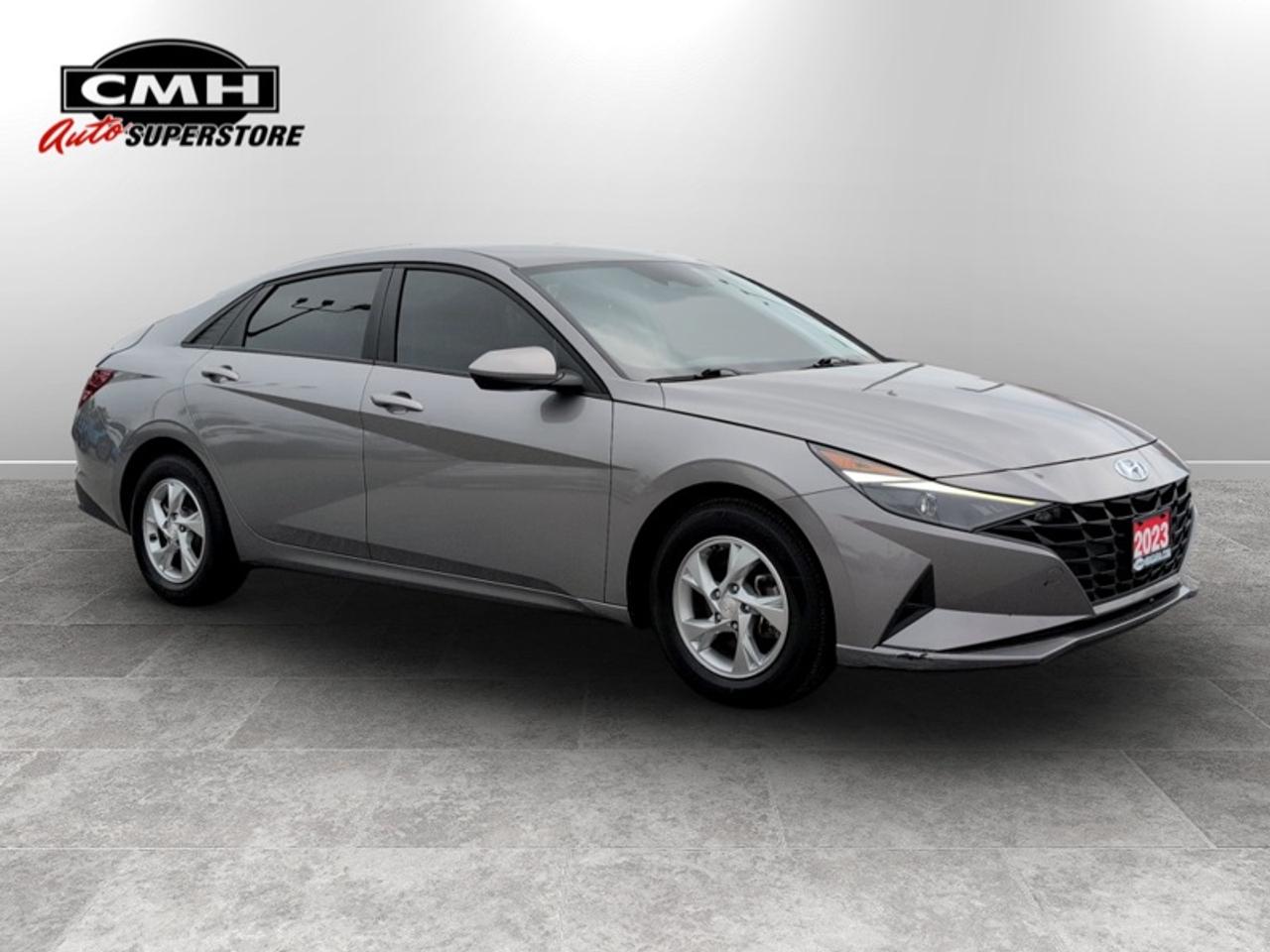 2023 Hyundai Elantra Essential  *APPLE CP - HTD SEATS* Photo