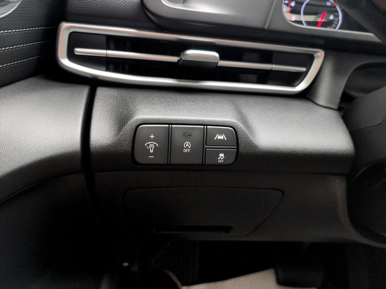 2023 Hyundai Elantra Essential  *APPLE CP - HTD SEATS* Photo