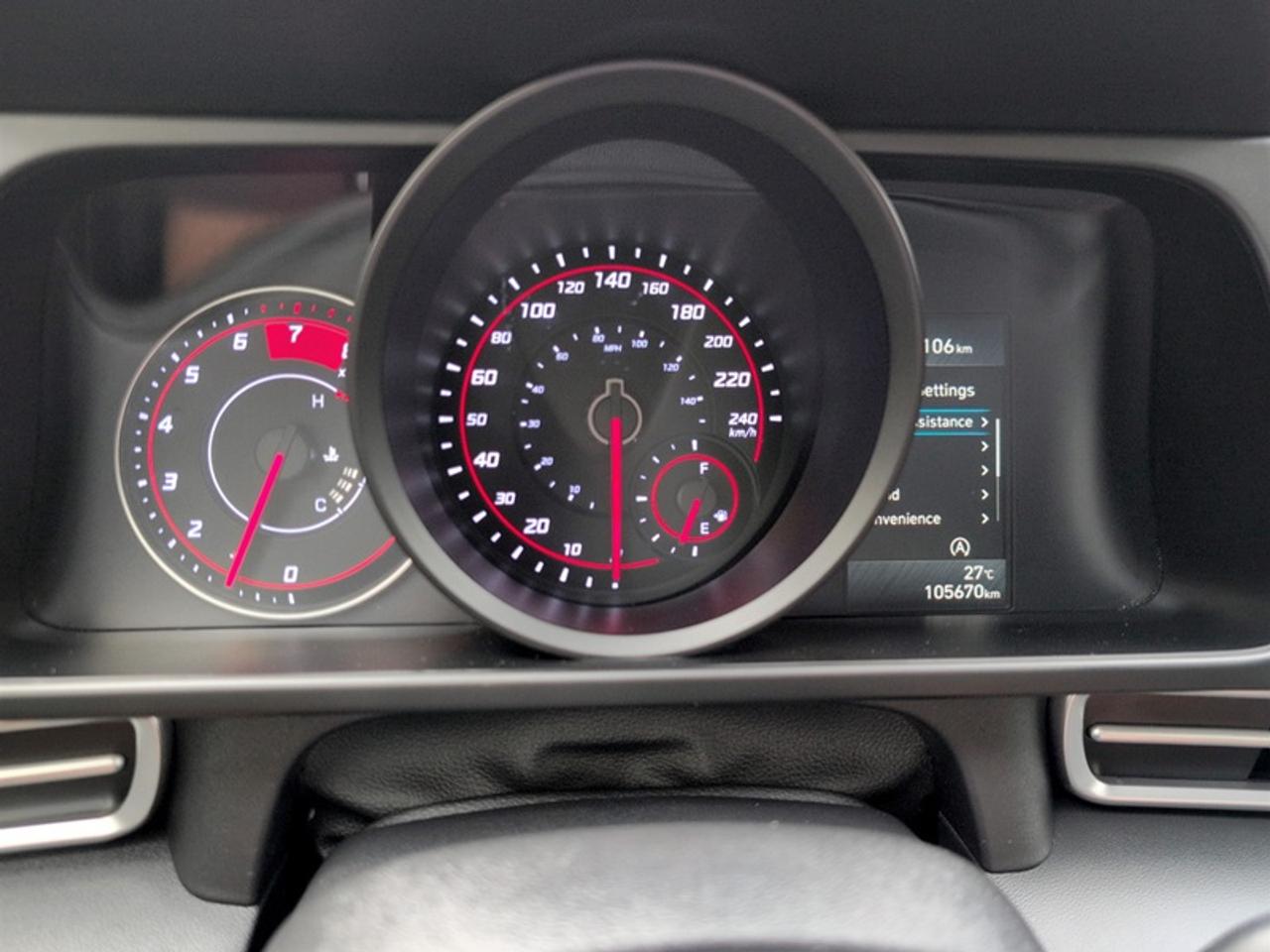 2023 Hyundai Elantra Essential  *APPLE CP - HTD SEATS* Photo