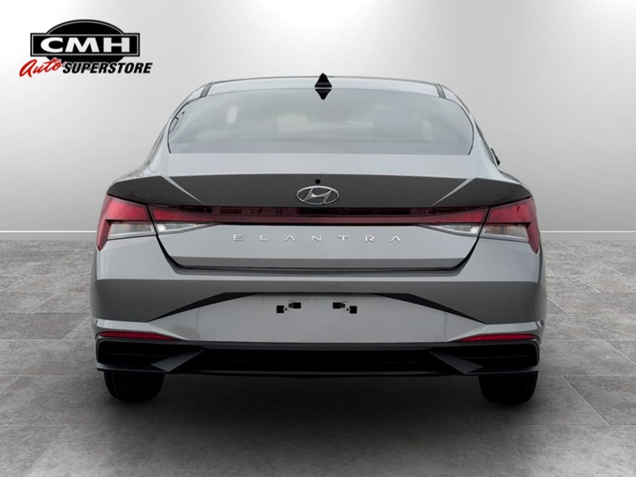 2023 Hyundai Elantra Essential  *APPLE CP - HTD SEATS* Photo