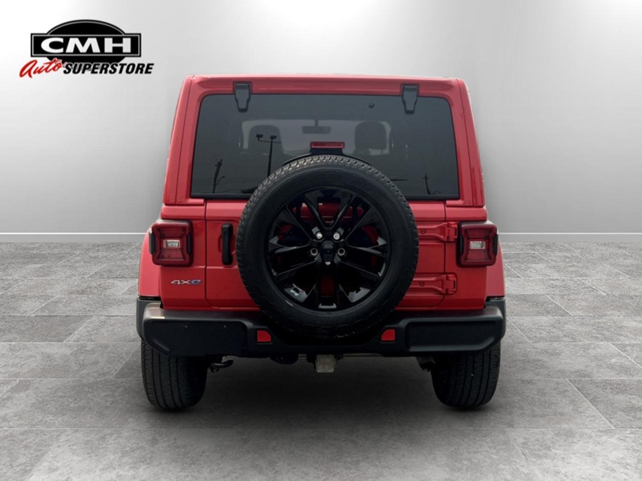 2021 Jeep Wrangler 4xe Unlimited Sahara 4xe  **LOW KMS** Photo3