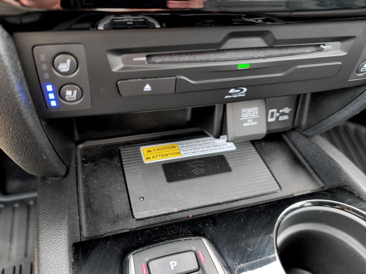 2020 Honda Pilot Black Edition  **LOW MILEAGE** Photo