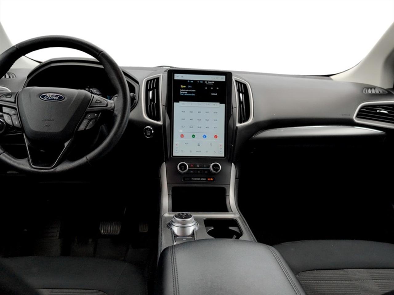 2022 Ford Edge SEL  **CLEAN CARFAX** Photo