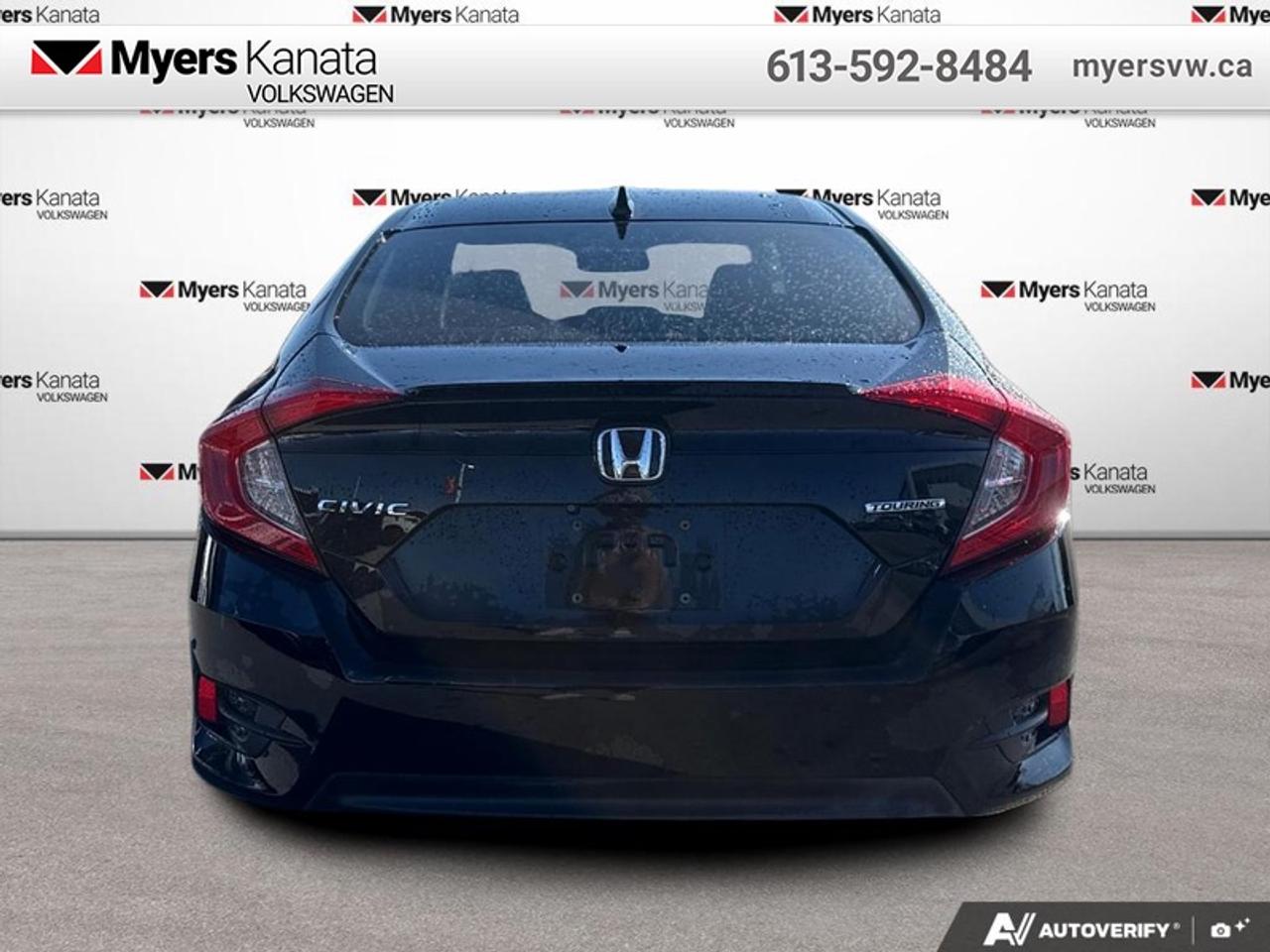 2018 Honda Civic Sedan Touring  - Leather Seats Photo