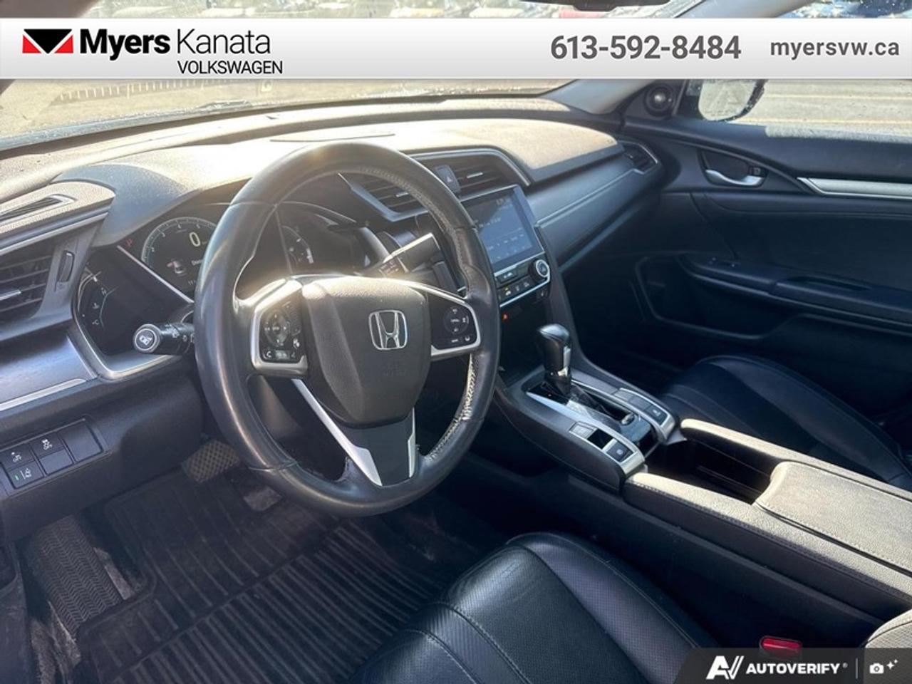 2018 Honda Civic Sedan Touring  - Leather Seats Photo