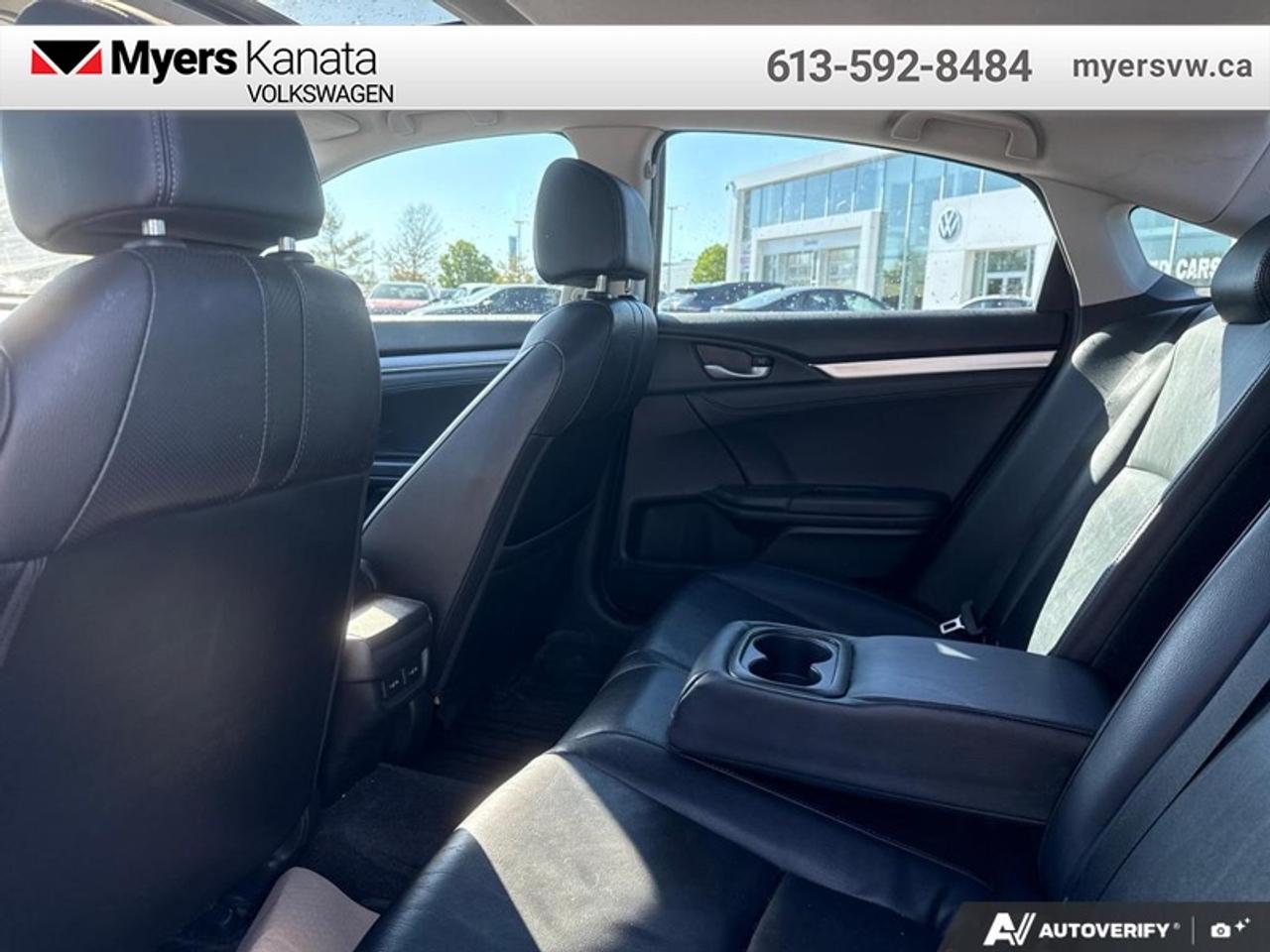 2018 Honda Civic Sedan Touring  - Leather Seats Photo