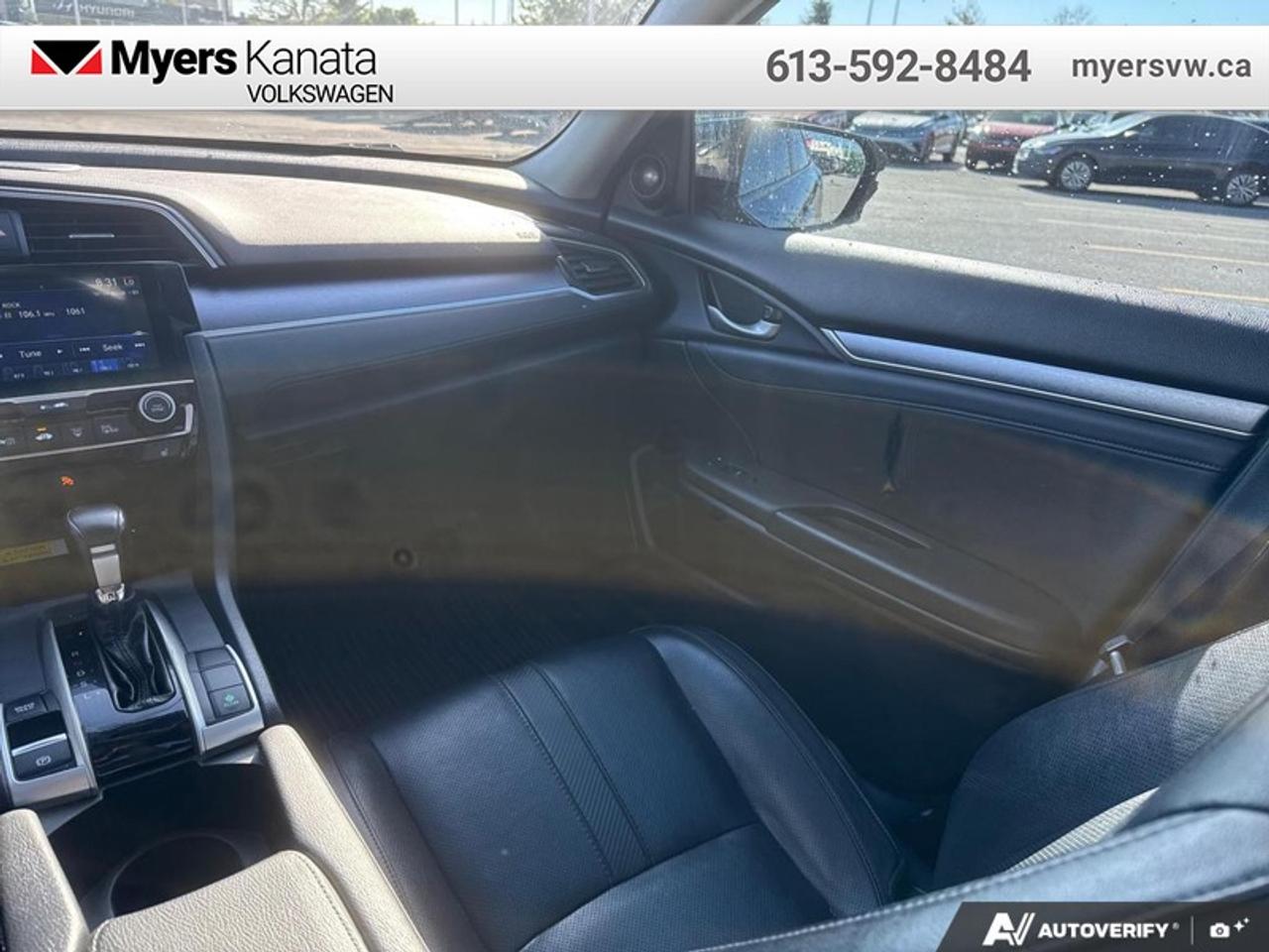 2018 Honda Civic Sedan Touring  - Leather Seats Photo