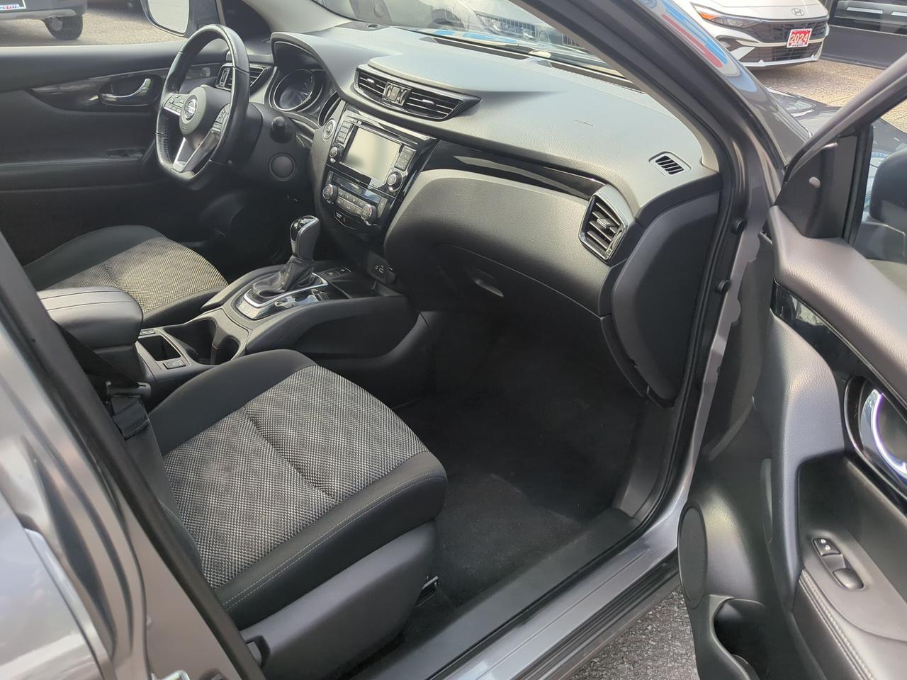 2023 Nissan Qashqai SV AWD