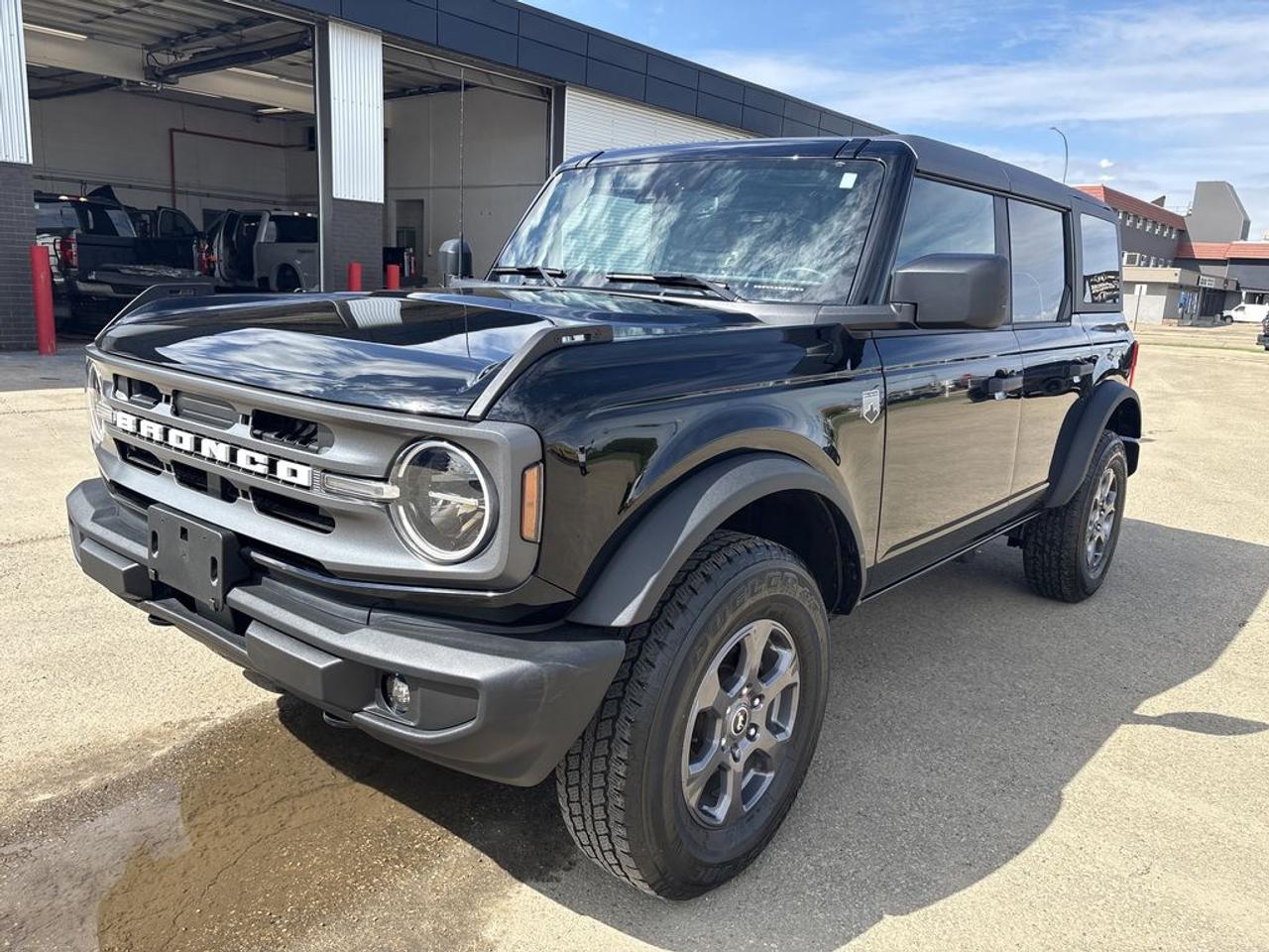2024 Ford Bronco Big Bend Photo1