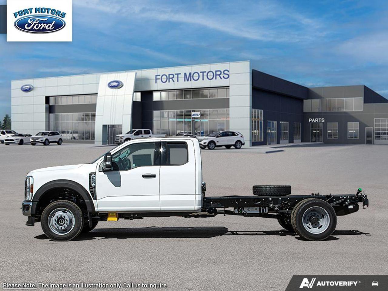 2026 Ford Chassis Cab F-550® XLT Photo2