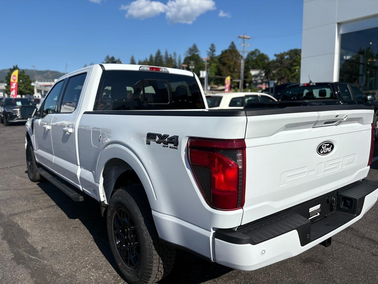 2026 Ford F-150 XLT Photo2