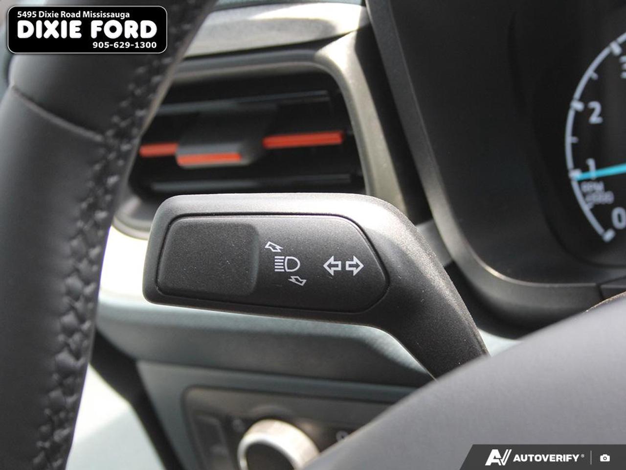 2024 Ford Maverick XLT Photo