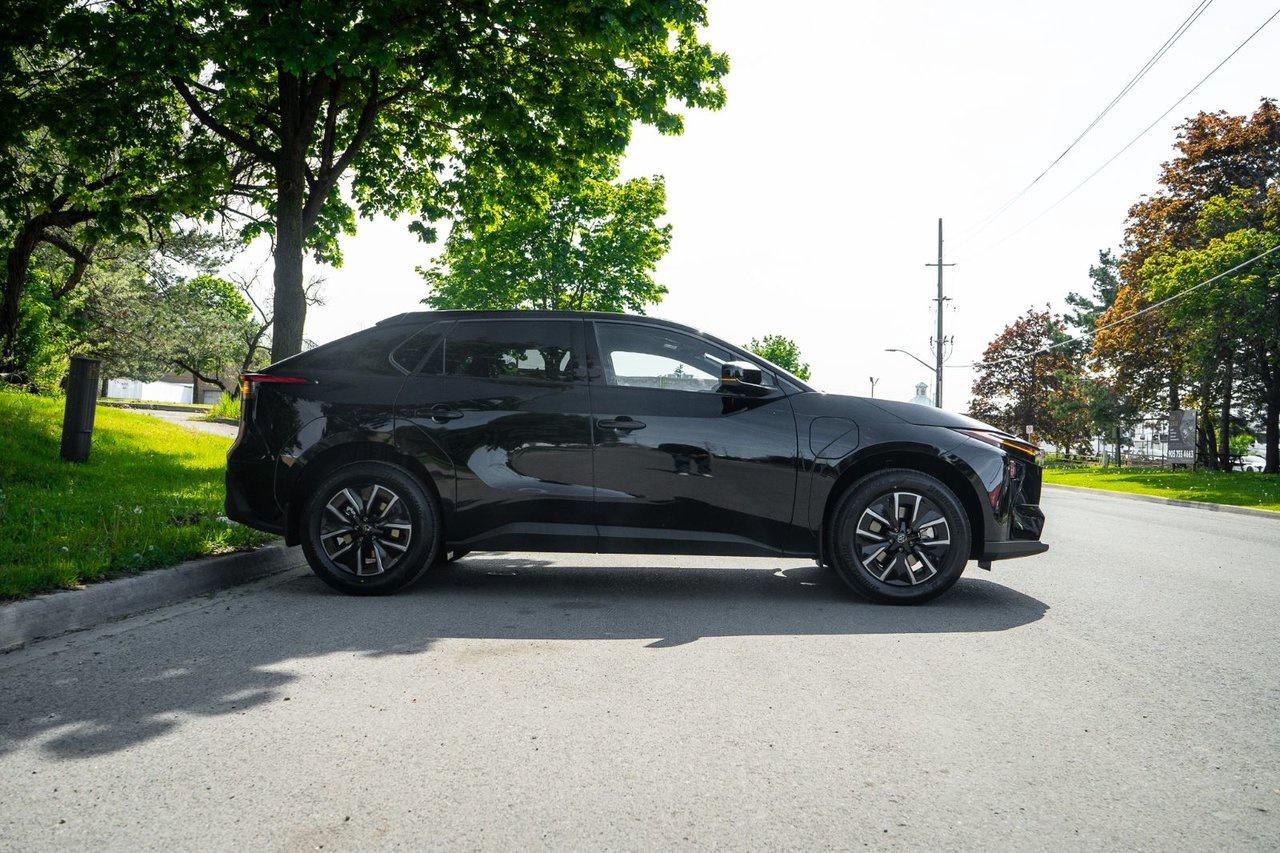 2026 Toyota bZ XLE Photo