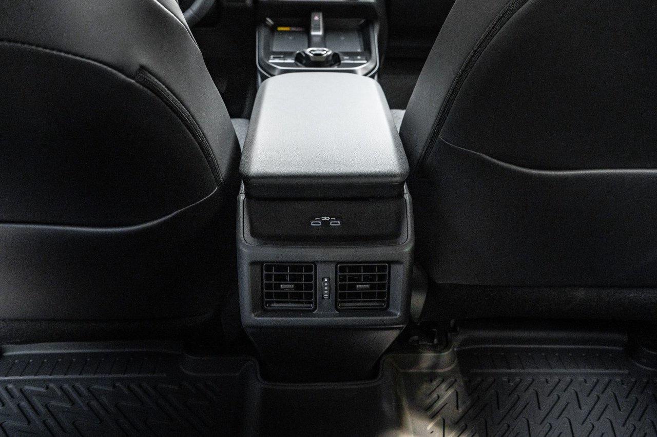 2026 Toyota bZ XLE Photo
