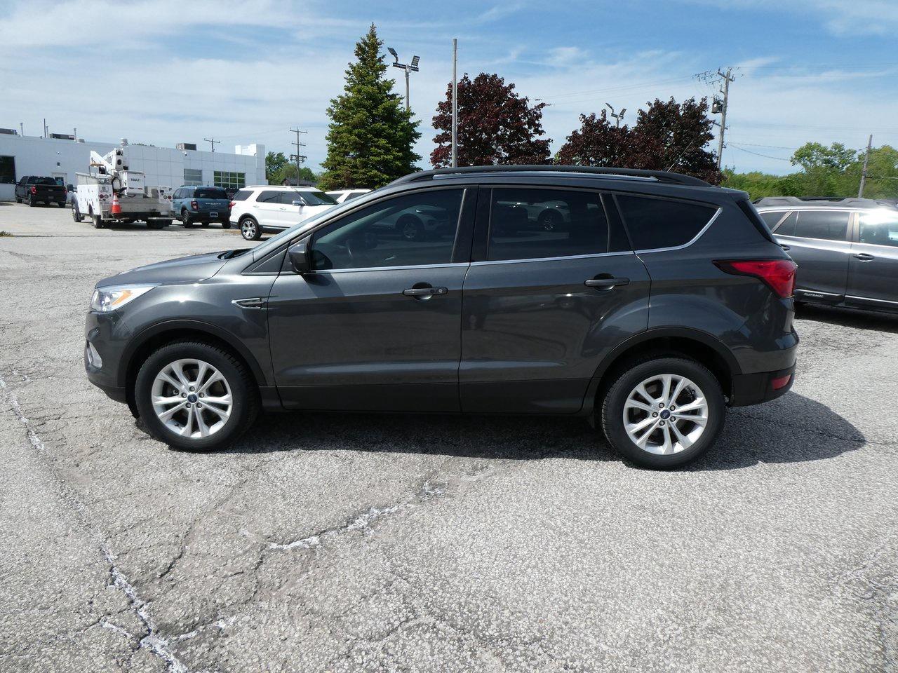2019 Ford Escape SEL | Leather | Heated Seats | Backup Cam | Photo