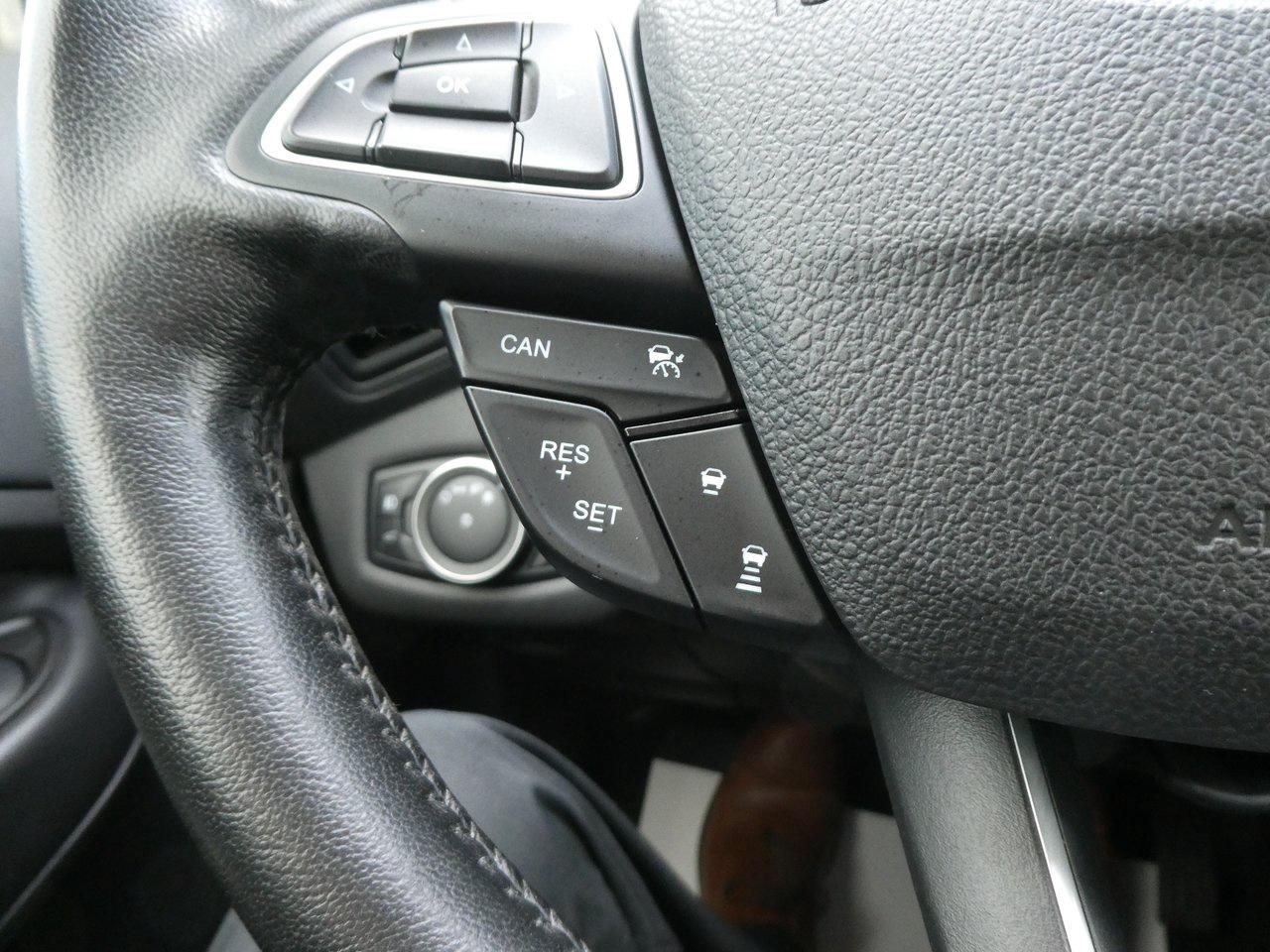 2019 Ford Escape SEL | Leather | Heated Seats | Backup Cam | Photo