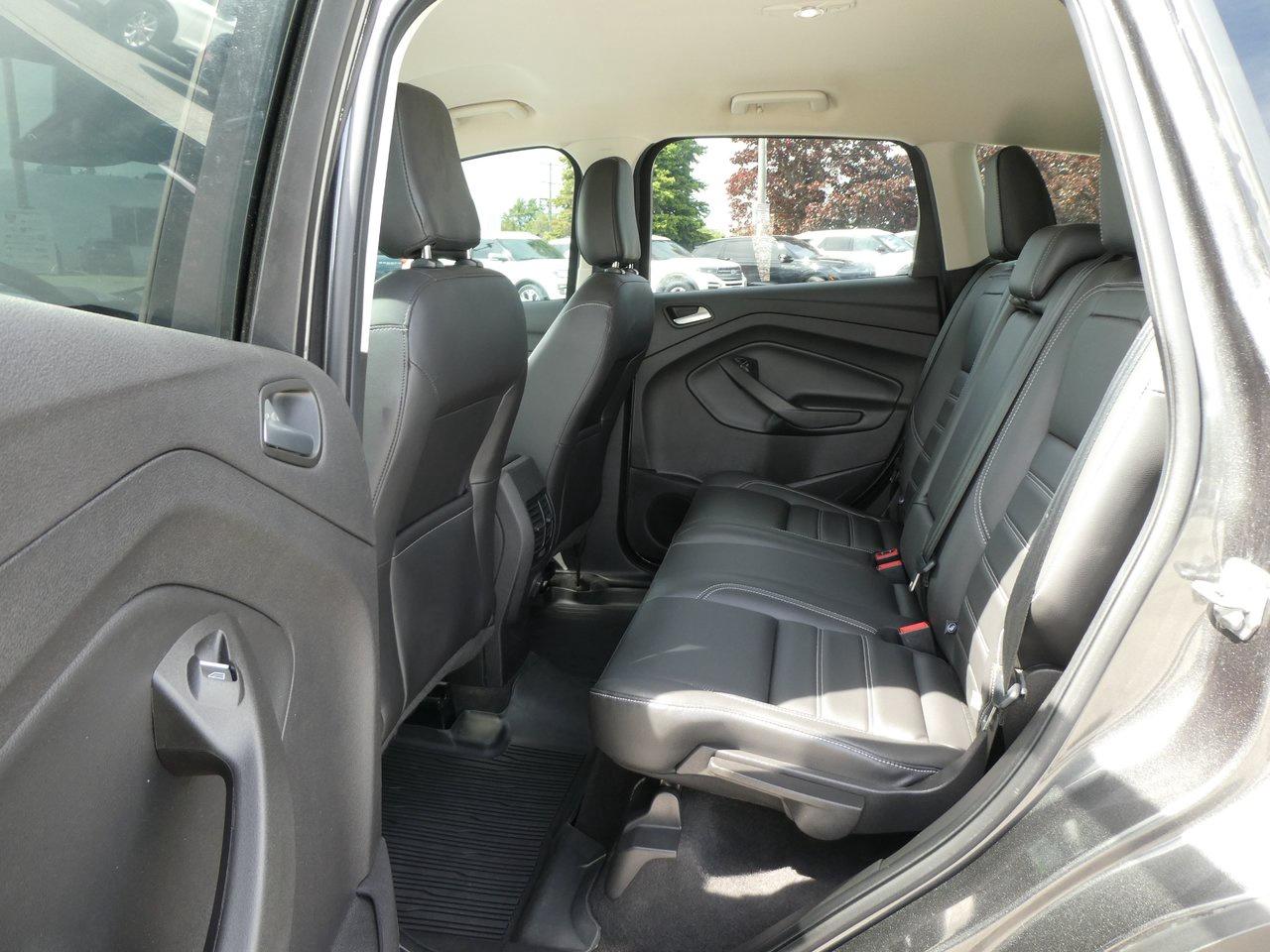 2019 Ford Escape SEL | Leather | Heated Seats | Backup Cam | Photo
