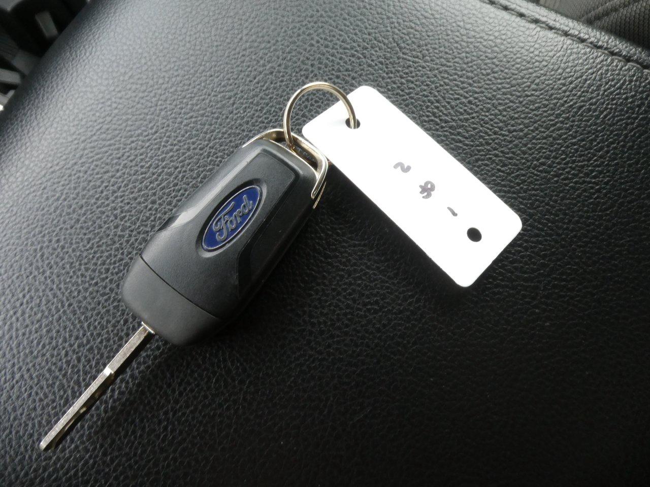 2019 Ford F-150 XLT | Heated Seats | Backup Cam | Nav | Photo
