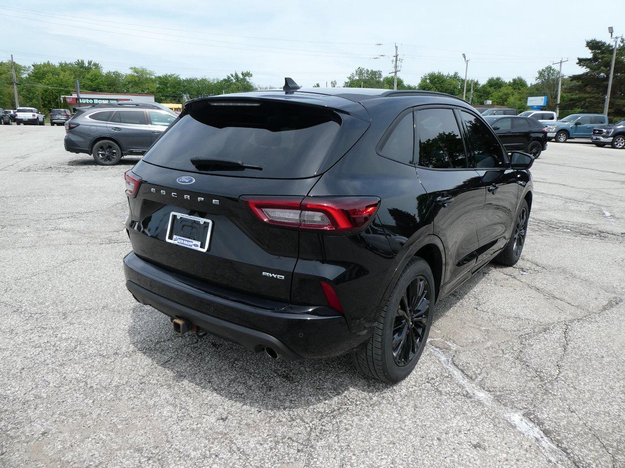 2023 Ford Escape ST-Line Elite | Heated Seats | Nav | Backup Cam | Photo